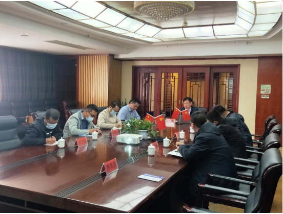 兗州中材黨委委員、副總經理顏景祥到河南片區黨支部講授專題黨課